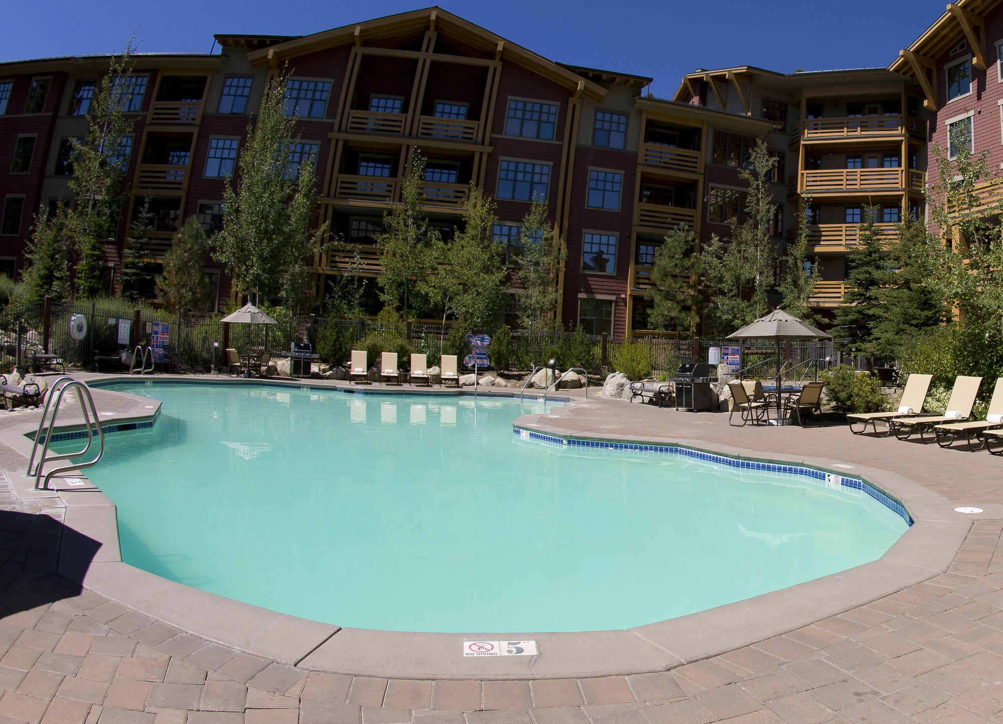 The Village Lodge Mammoth Lakes Exterior photo