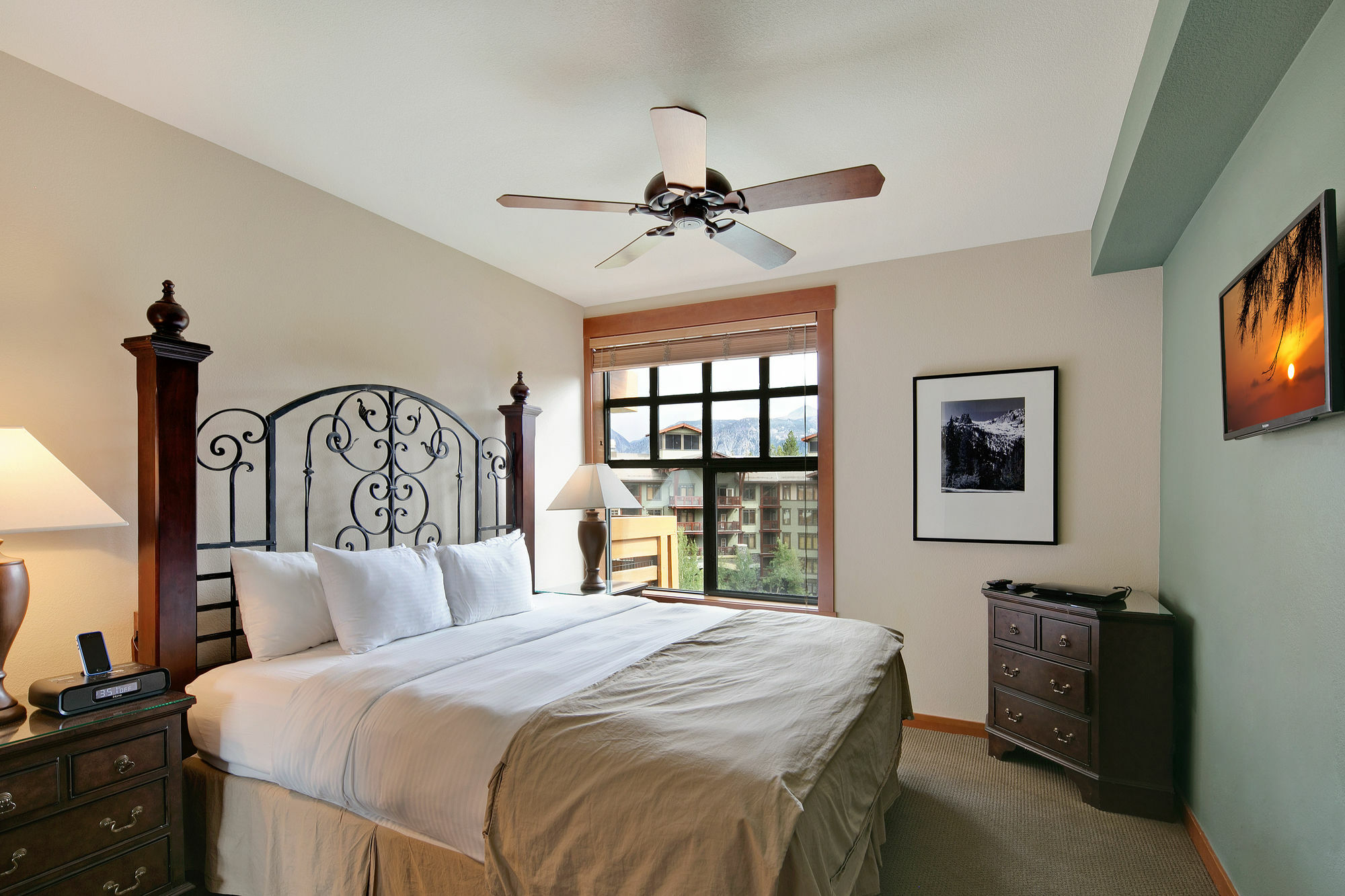 The Village Lodge Mammoth Lakes Exterior photo